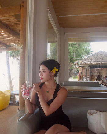 Full leaked Aurelia vizal page private onlyfans photo