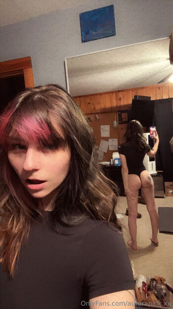 Full leaked Aurora pink private onlyfans photo
