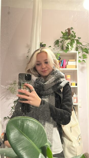 Full leaked Austrian asmr private onlyfans photo