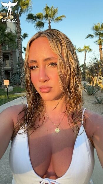 Full leaked Ava kolker private onlyfans photo