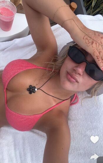 Full leaked Ava kolker private onlyfans photo