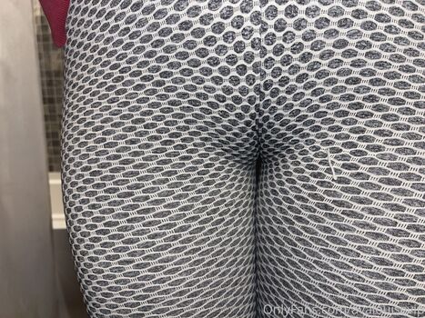 Full leaked Ava louise  page private onlyfans photo