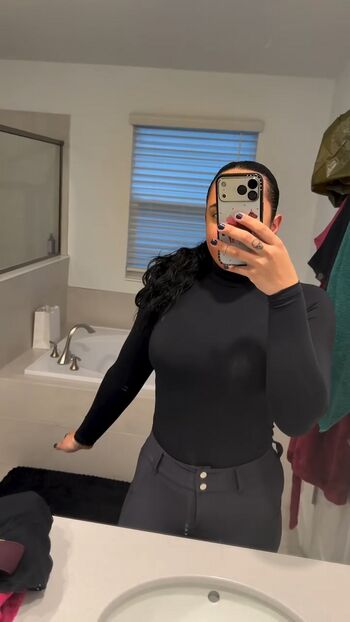 Full leaked Ava raine private onlyfans photo