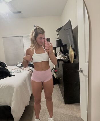 Full leaked Avabava private onlyfans photo