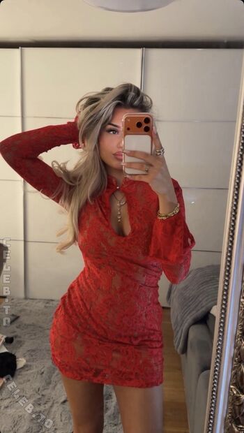 Full leaked Avendaaxs private onlyfans photo