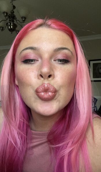 Full leaked Averageallison private onlyfans photo