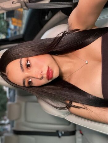 Full leaked Avmadeleine  page private onlyfans photo