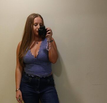 Full leaked Awalmartparkinglott private onlyfans photo