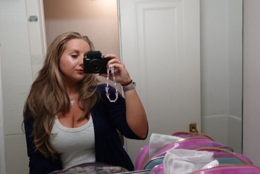 Full leaked Awalmartparkinglott private onlyfans photo