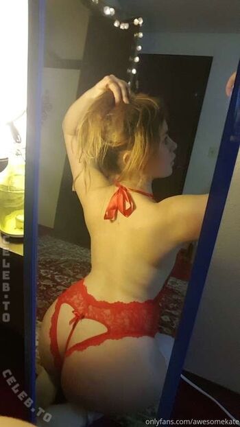Full leaked Awesomekate private onlyfans photo