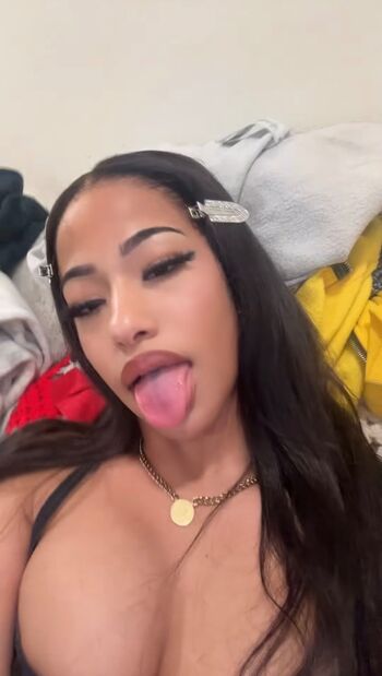 Aya Tanjali/ayatanjali/ayaminaj_