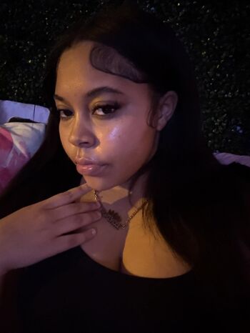 Full leaked Ayoo londyn private onlyfans photo