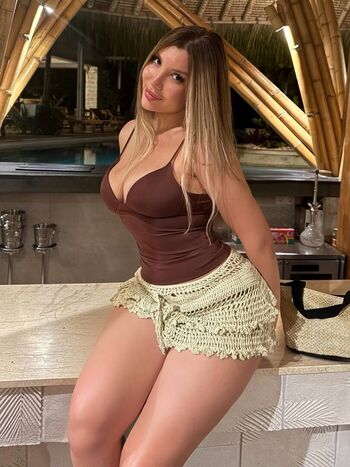 Full leaked Ayysee private onlyfans photo