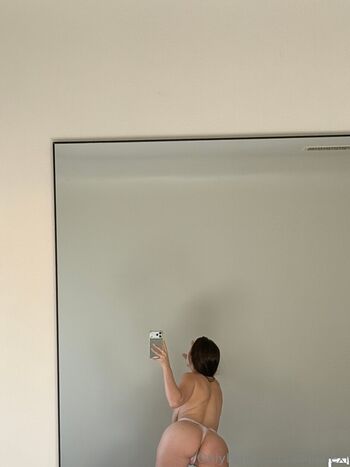 Full leaked Azalialexi private onlyfans photo