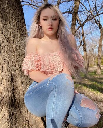 Full leaked Babyblubunny private onlyfans photo
