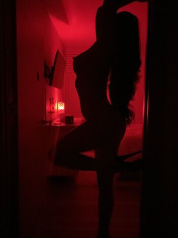 Full leaked Babygirlglo private onlyfans photo