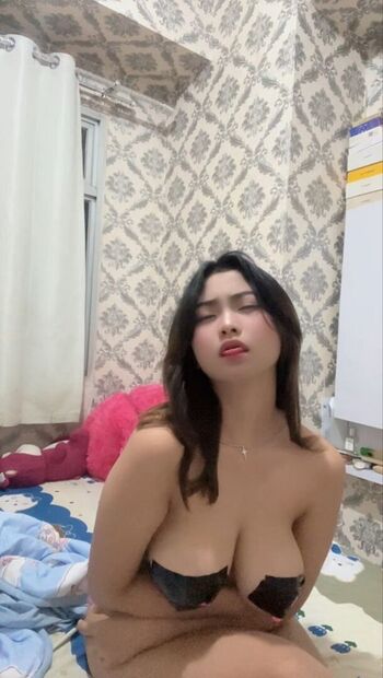 Full leaked Babyraa private onlyfans photo