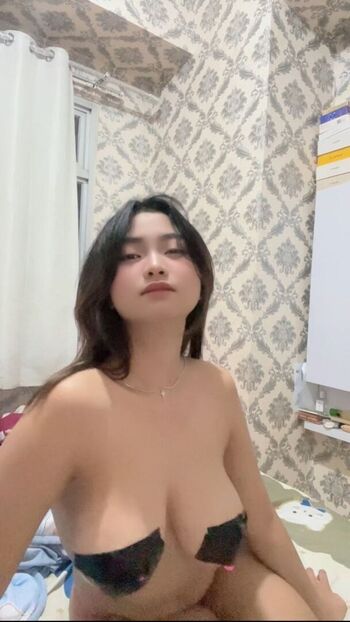 Full leaked Babyraa private onlyfans photo