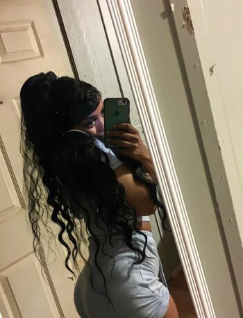 Full leaked Babyrosay private onlyfans photo