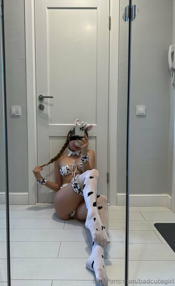 Full leaked Badcutegirl private onlyfans photo