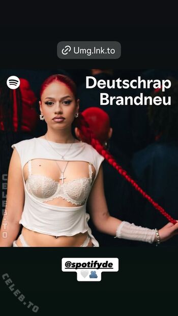 Full leaked Badmomzjay page private onlyfans photo