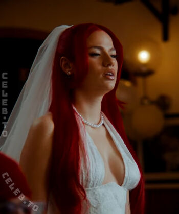 Full leaked Badmomzjay private onlyfans photo