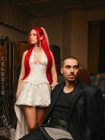 Full leaked Badmomzjay private onlyfans photo