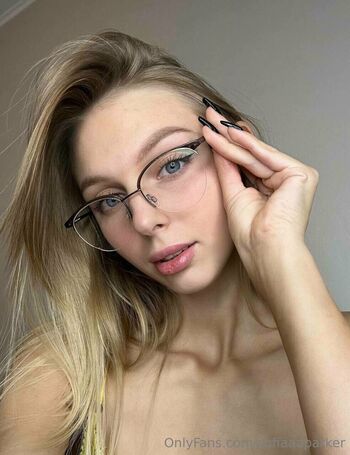 Full leaked Badsofia private onlyfans photo