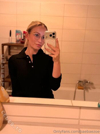 Full leaked Baebaezoe page private onlyfans photo