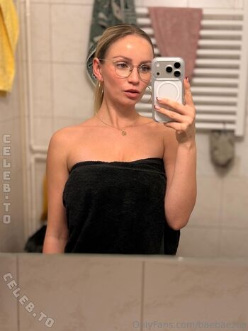 Full leaked Baebaezoe page private onlyfans photo