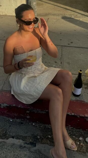 Full leaked Bailee madison private onlyfans photo