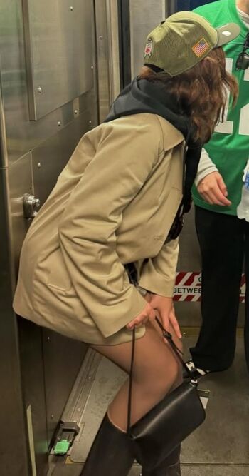 Full leaked Bailee madison private onlyfans photo