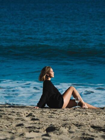 Full leaked Bailee madison private onlyfans photo