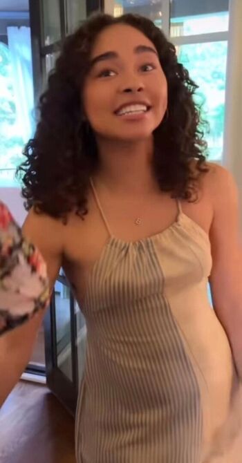 Full leaked Bailey bass private onlyfans photo