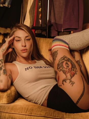 Full leaked Bananinbananon private onlyfans photo
