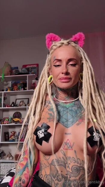 Full leaked Bantik boy private onlyfans photo