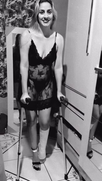 Full leaked Barbiefeetsoles private onlyfans photo