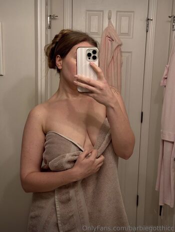 Full leaked Barbiegotthicc private onlyfans photo