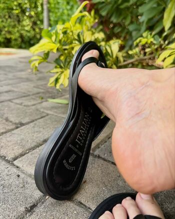 Full leaked Barearchedbeauty page private onlyfans photo