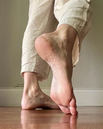 Full leaked Barearchedbeauty page private onlyfans photo