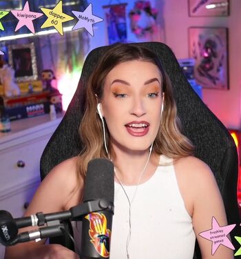 Full leaked Basicwitgirl page private onlyfans photo