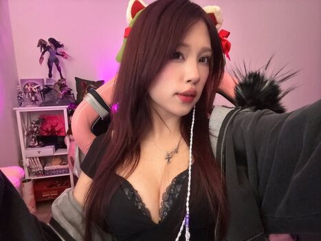 Full leaked Basiilleaf private onlyfans photo