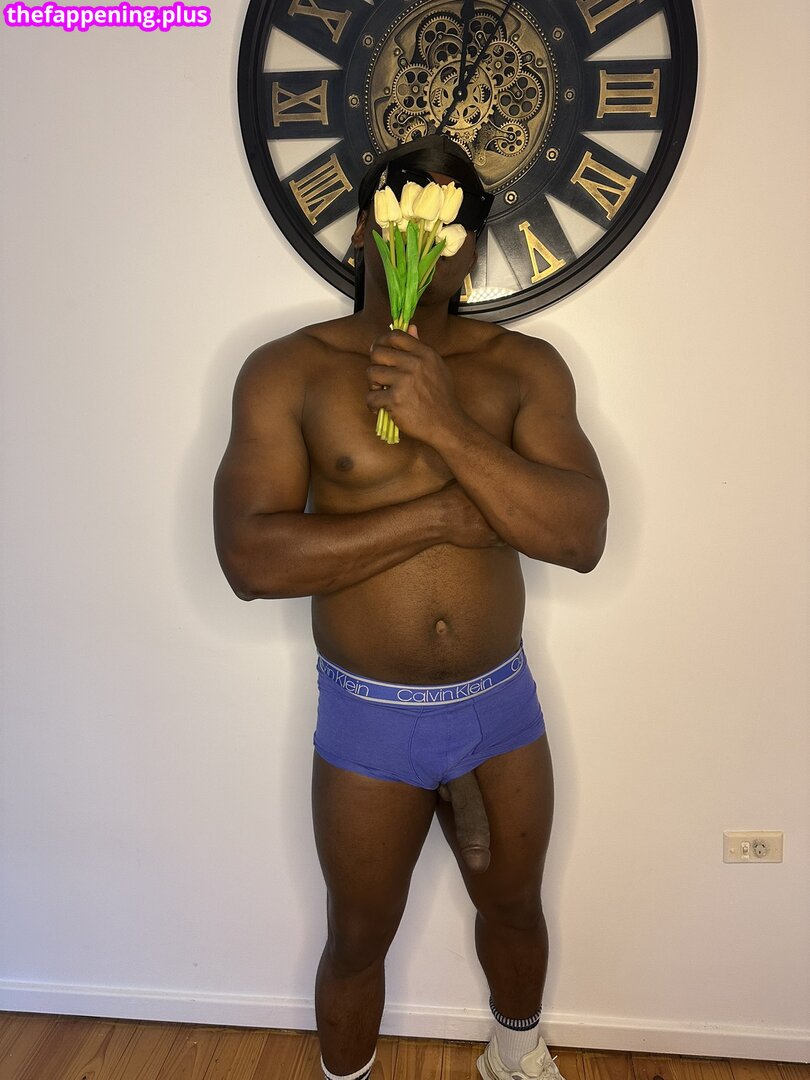 Anniekkknight / BBCW0RLLD / Roxxib3ll / bbcwor1d / bbcworldof / https: / juliette_raeee Nagie OnlyFans Zdjęcie #1