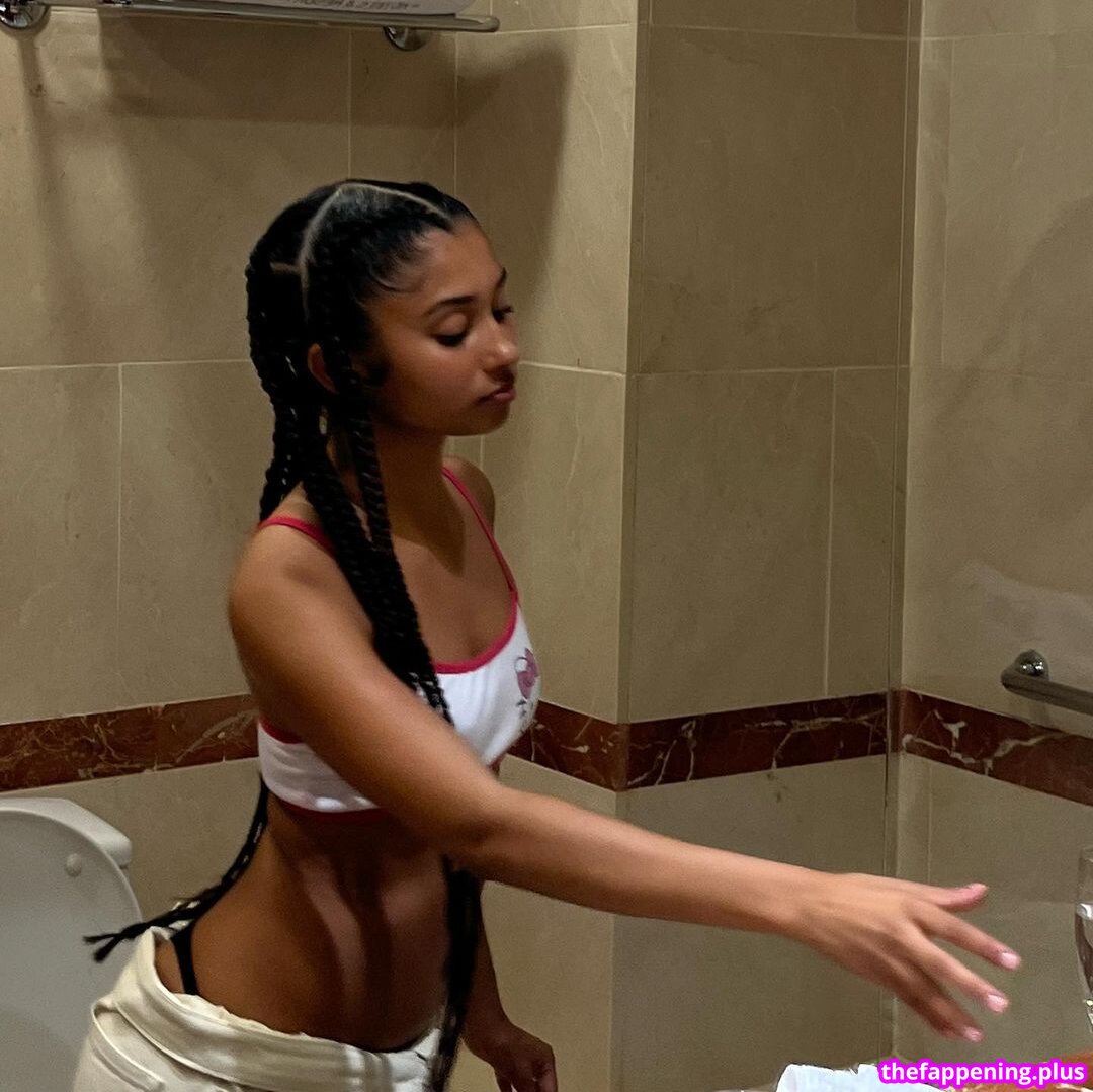 Bbtrickz / belizekazi Çıplak OnlyFans Fotoğrafı #33