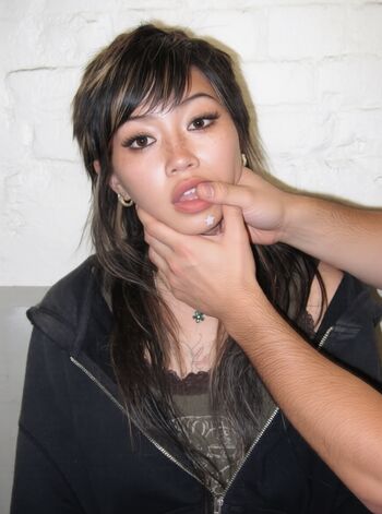 Full leaked Beabadoobee private onlyfans photo