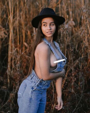 Full leaked Beatriz oliveira private onlyfans photo