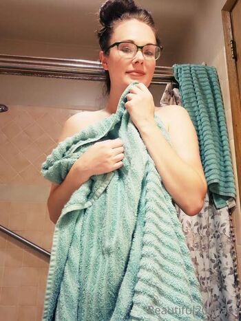 Full leaked Beautiful chaos private onlyfans photo