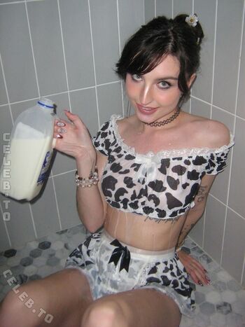 Full leaked Beebee page private onlyfans photo