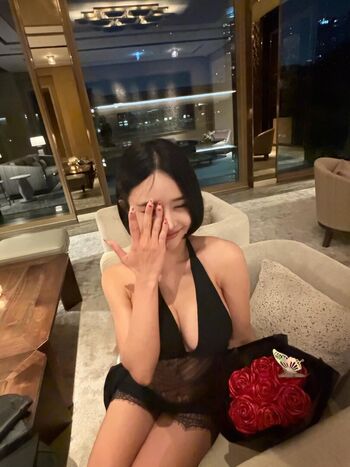 Full leaked Beebell prapatsorn theethatburee page private onlyfans photo