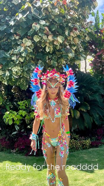 Full leaked Bella laverock private onlyfans photo